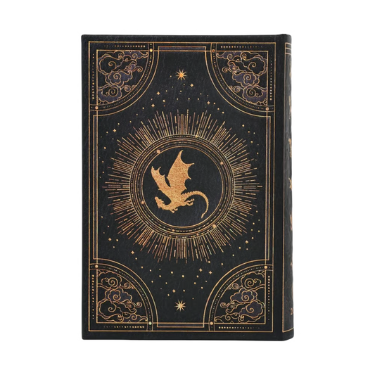 Agenda com capa preta ornamentada dourada, emblema e estrelas, com indicação “2027”