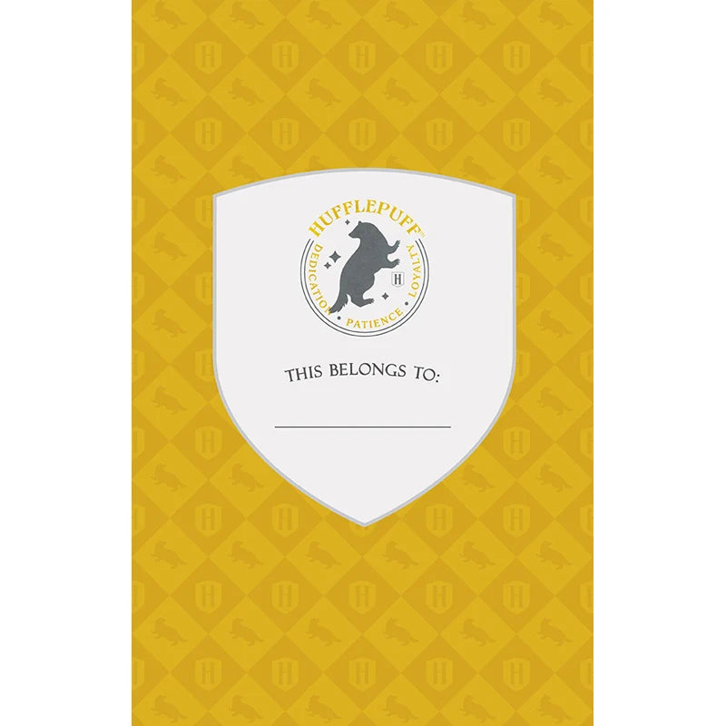 Caderno pautado Harry Potter, etiqueta de Hufflepuff para escrever o nome.