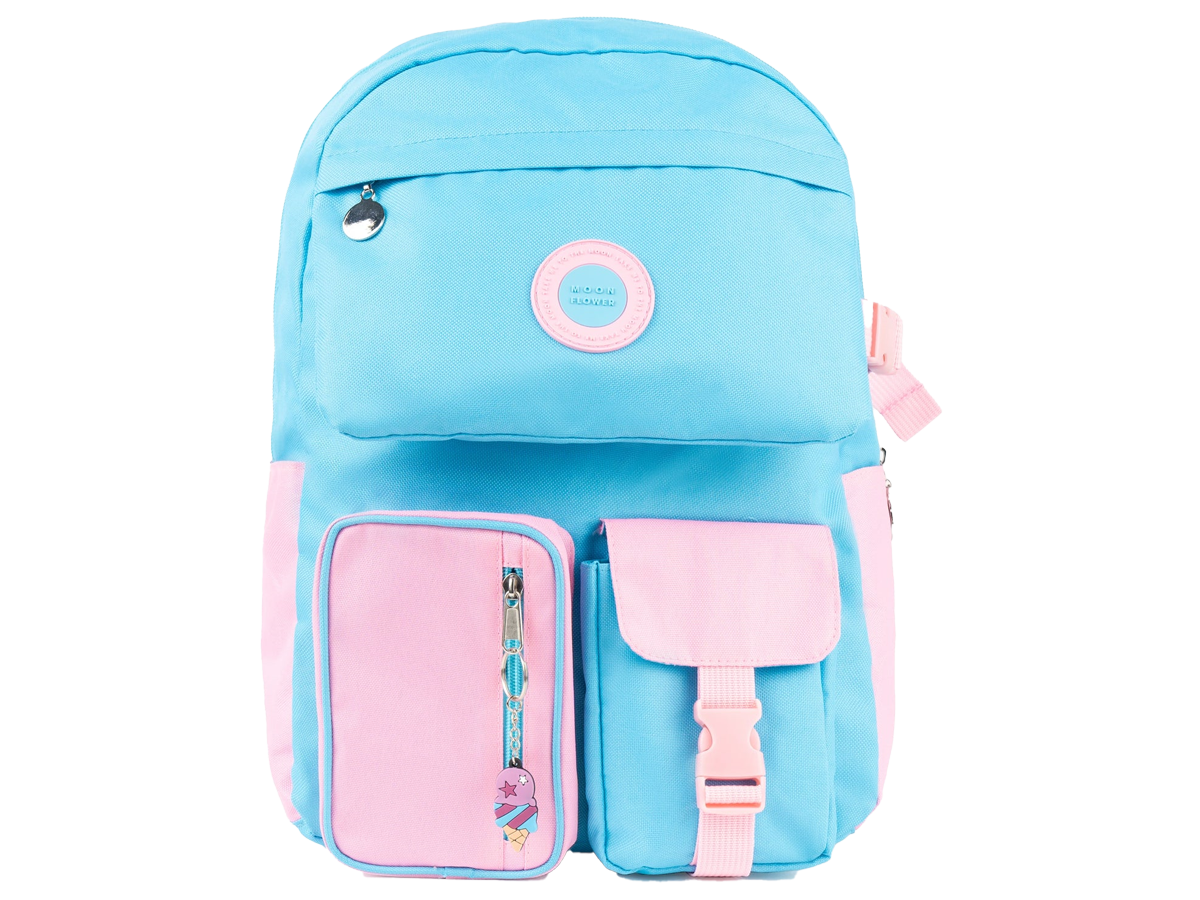 Mochila escolar azul-celeste com detalhes rosa e bolso frontal com fecho.