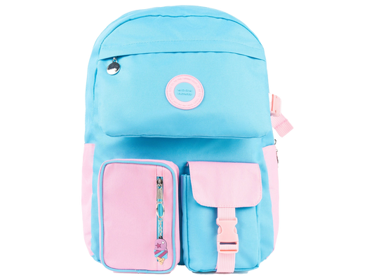Mochila escolar azul-celeste com detalhes rosa e bolso frontal com fecho.