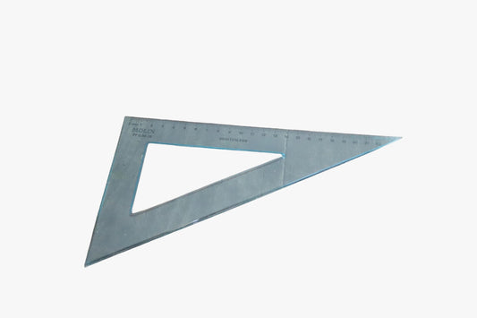 Esquadro transparente de 60 graus e 26 cm da marca Molin, com escala milimétrica preta nítida para desenho técnico e geometria, apresentado sobre fundo branco.